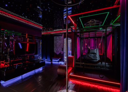 BDSM Apartment - Glamour